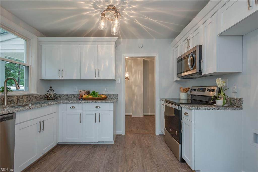 210 Tareyton Ln - Photo 1