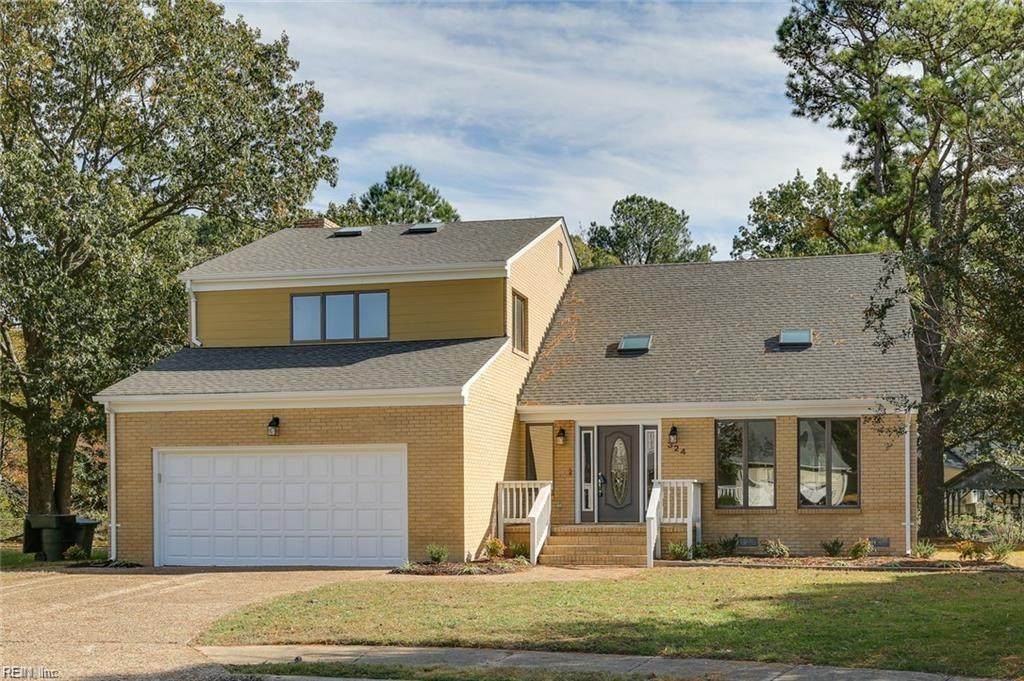 324 Riverside Dr - Photo 1