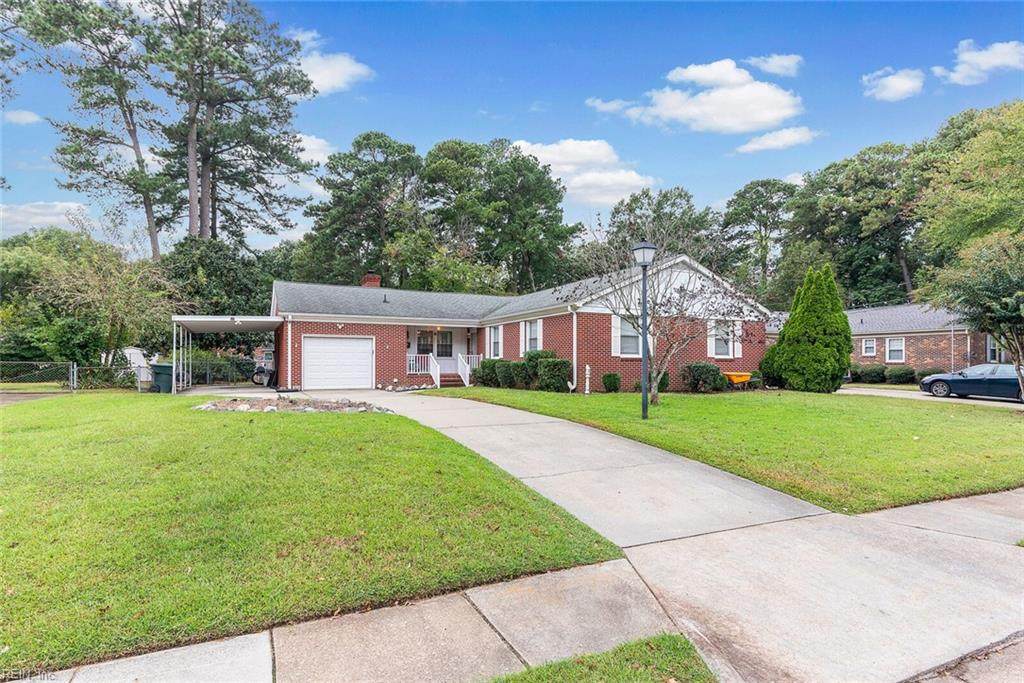 226 Hankins Dr - Photo 1