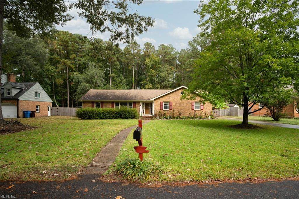 212 Royal Oak Dr - Photo 1