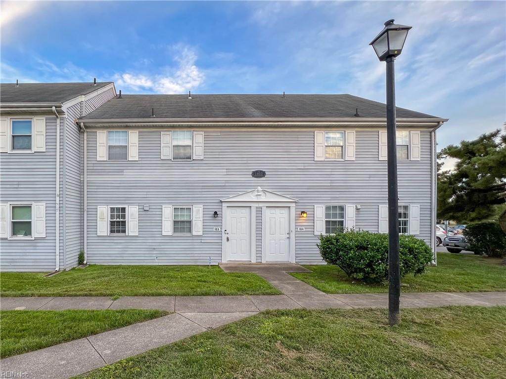 1405 Wentworth Dr - Photo 1