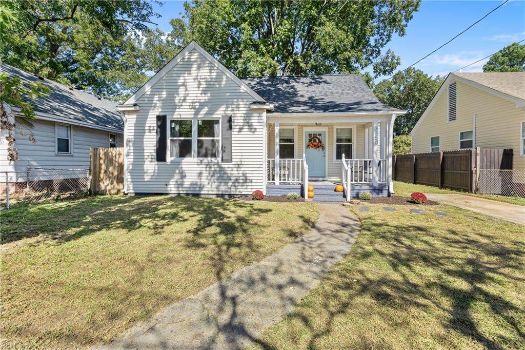 3650 Buckingham St - Photo 1