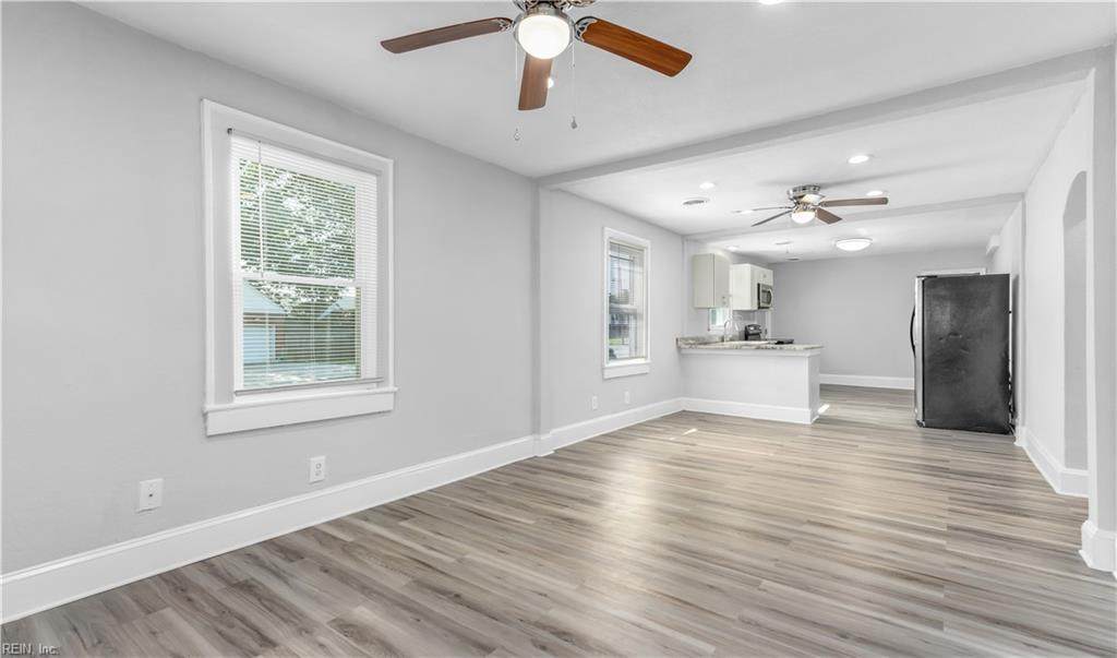 16 Rex Ave - Photo 1