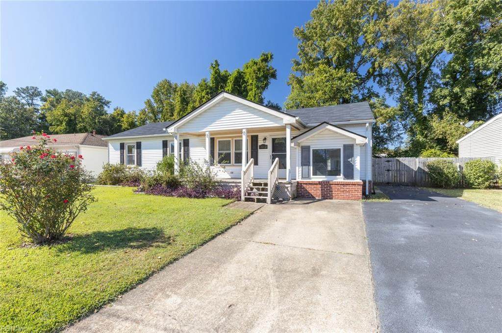 1062 Saint Julian Dr - Photo 1