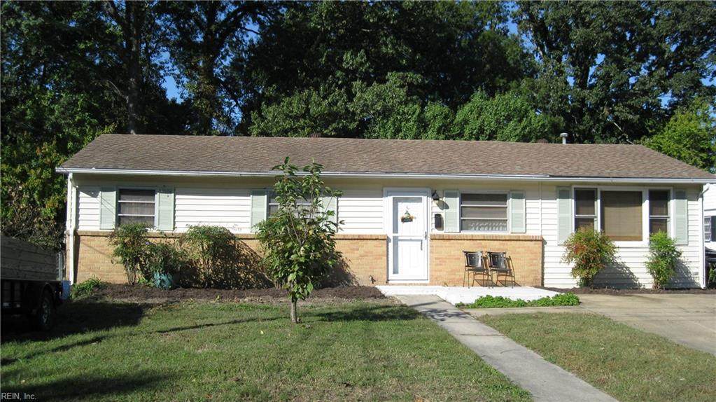 623 Nottingham Dr - Photo 1
