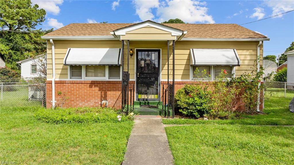 2716 Markham St - Photo 1