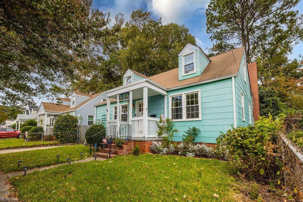 332 Leicester Ave - Photo 1