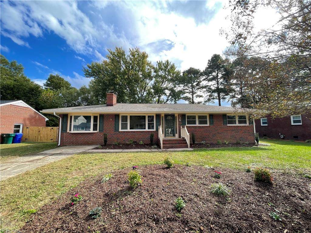 138 Eastwood Dr - Photo 1