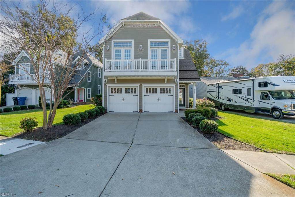 414 Lake Dr - Photo 1