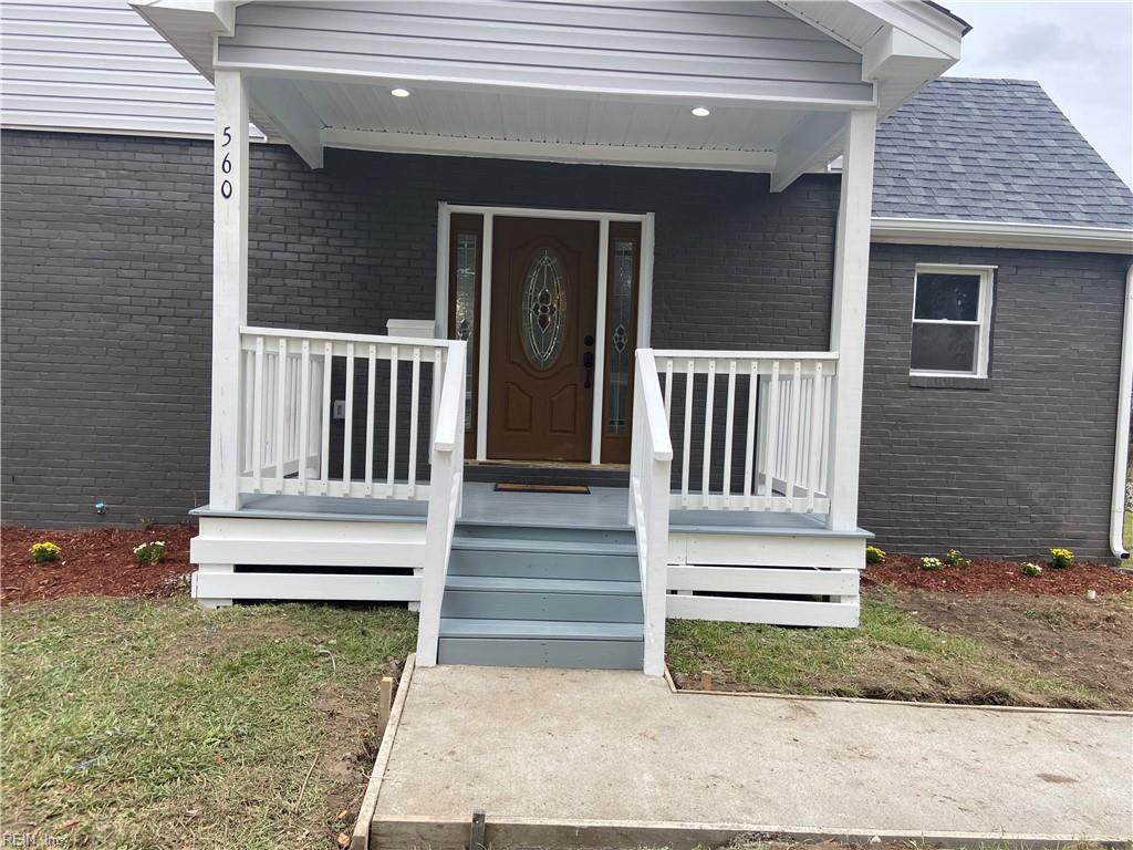 560 Roland Dr - Photo 1
