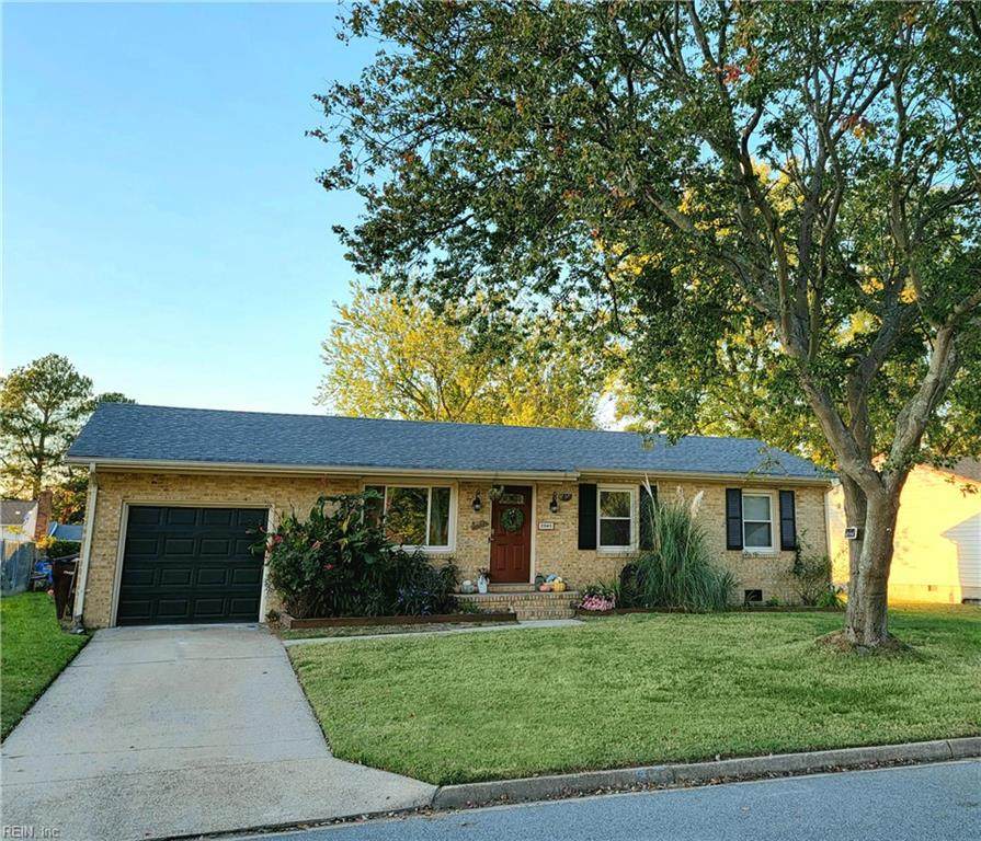 2045 Midway Ave - Photo 1
