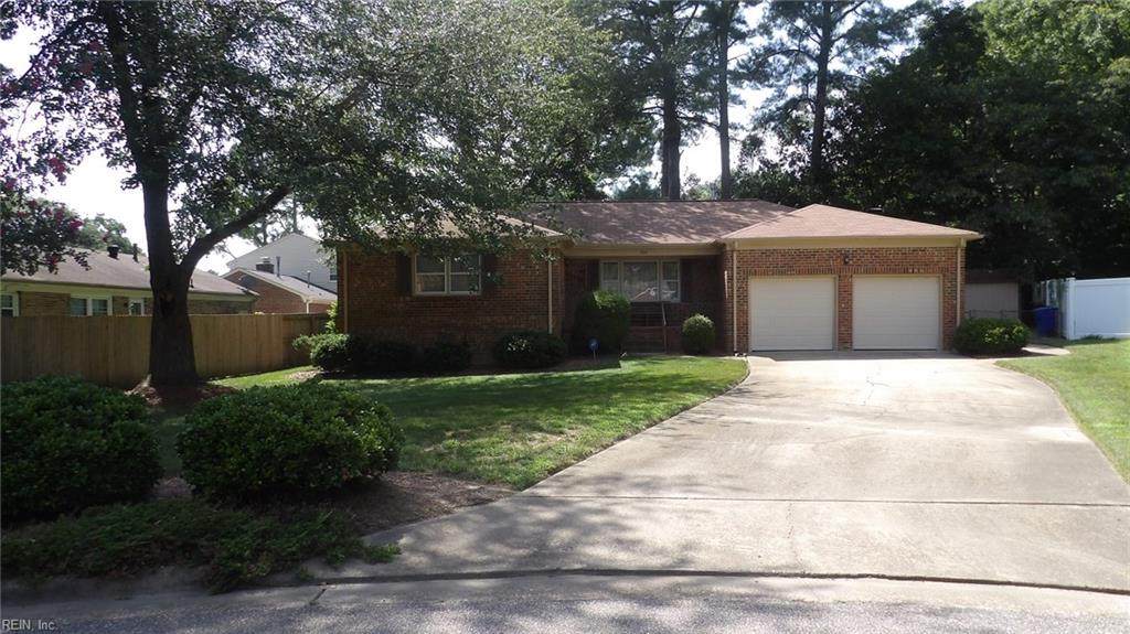 935 Coloma Dr - Photo 1