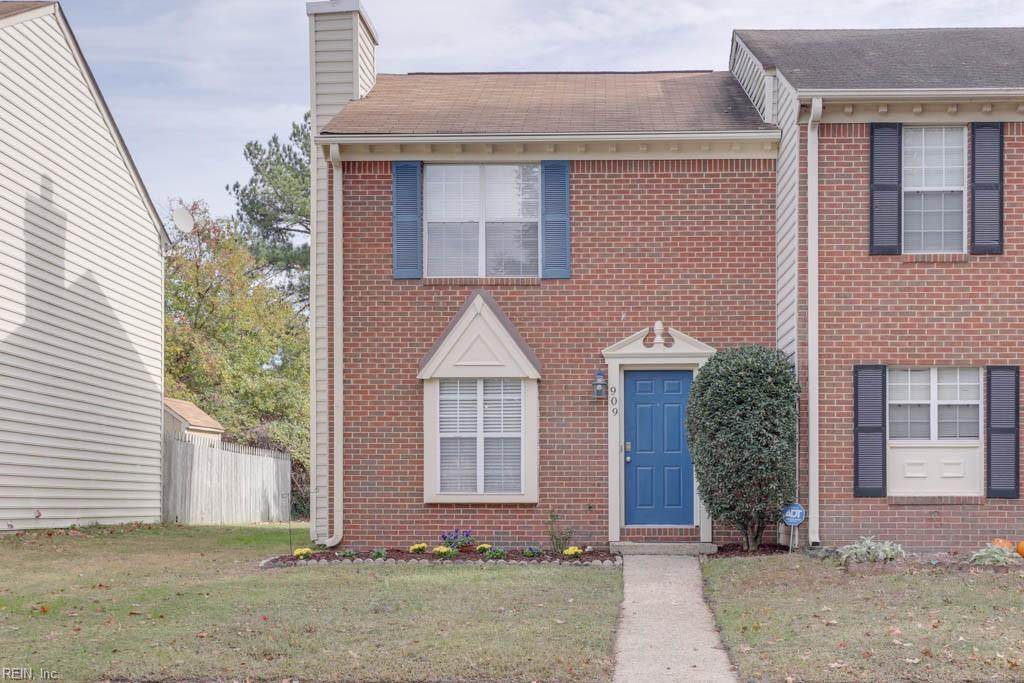 909 Still Harbor Cir - Photo 1