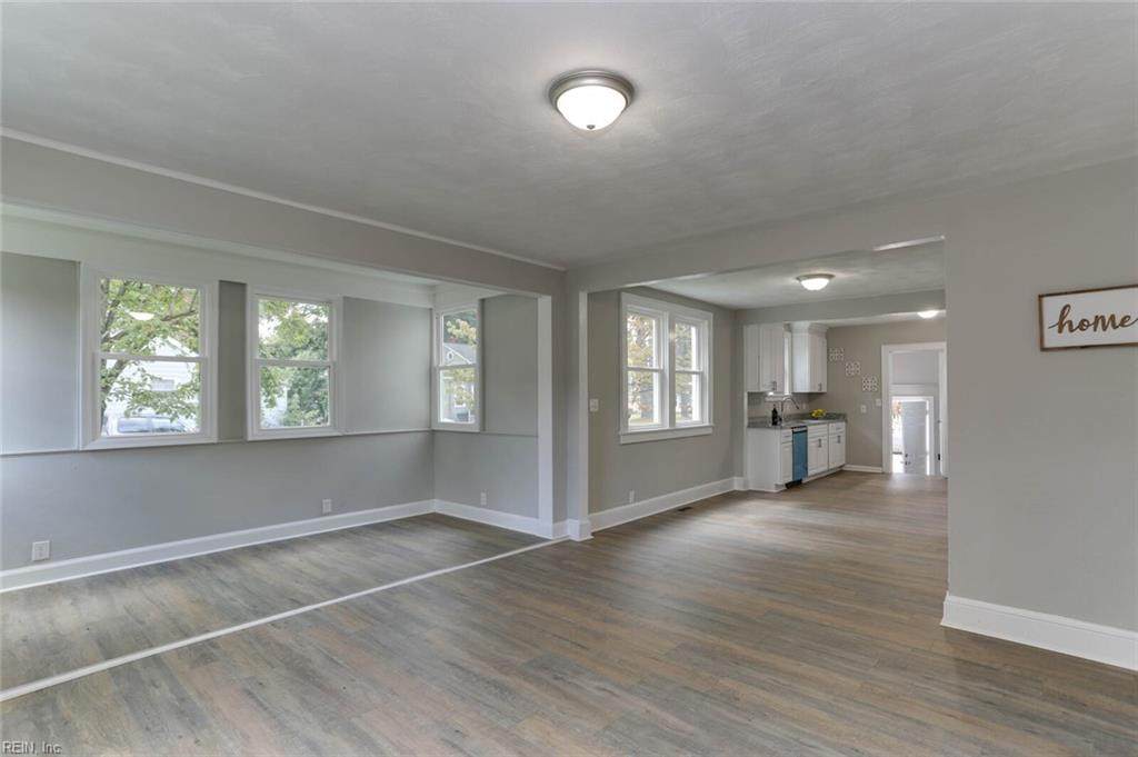99 Aylwin Rd - Photo 1