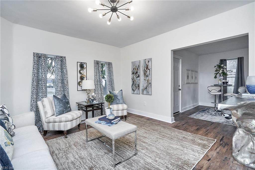 2222 Pearl St - Photo 1