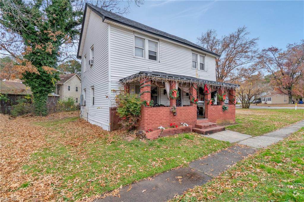 1104 Victory Blvd - Photo 1