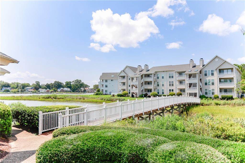 231 Island Cove Ct - Photo 1