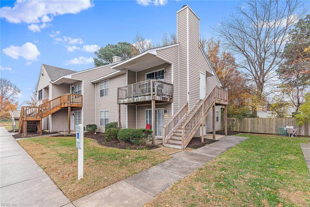 227 Lantana Ln - Photo 1