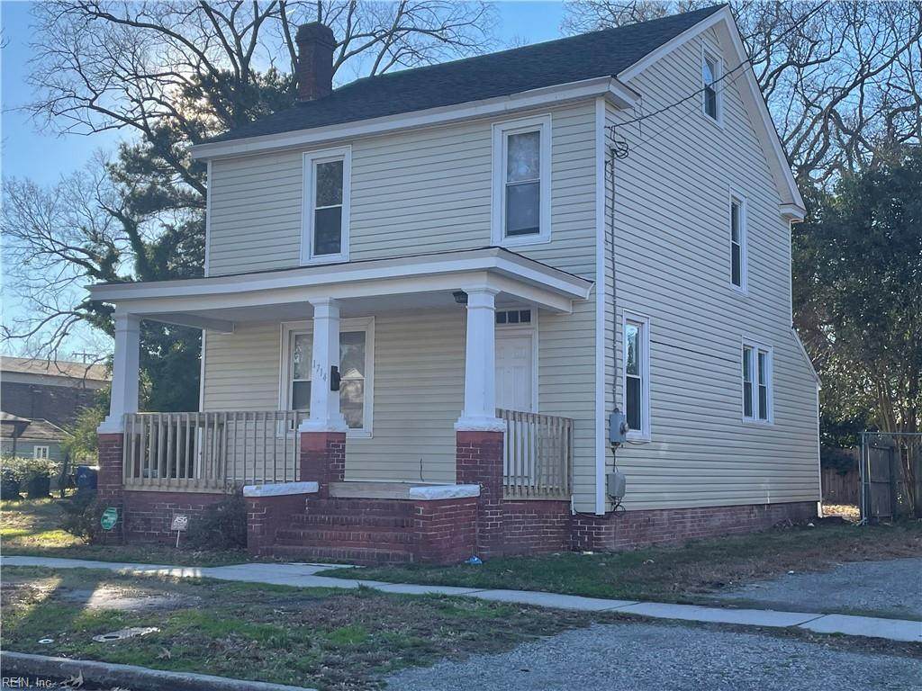 1714 Lansing Ave - Photo 1