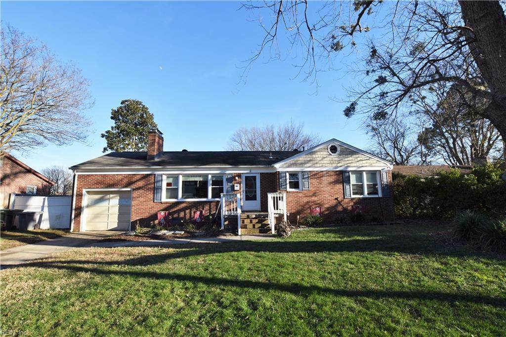 8 Brookfield Dr - Photo 1