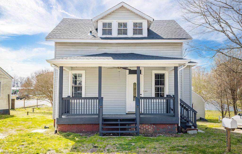 6025 Godwin Blvd - Photo 1