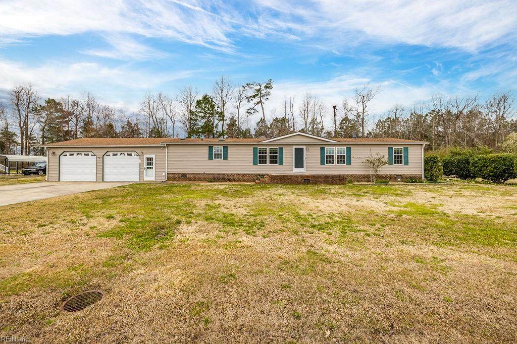 3007 Crystal Lake Dr - Photo 1
