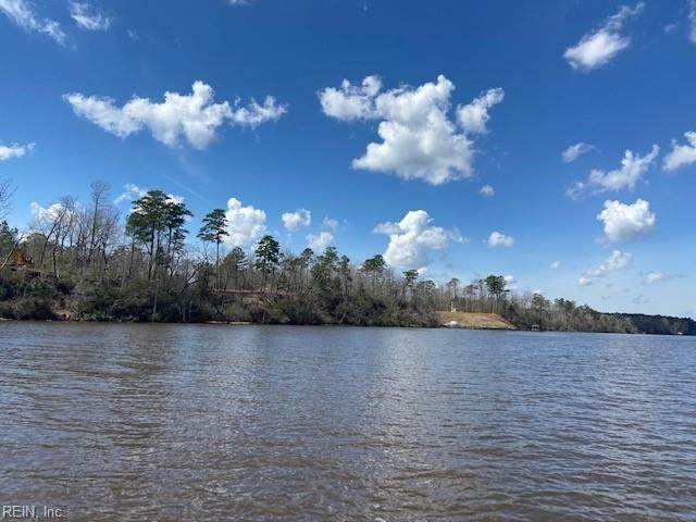 210 Riversedge Dr - Photo 1