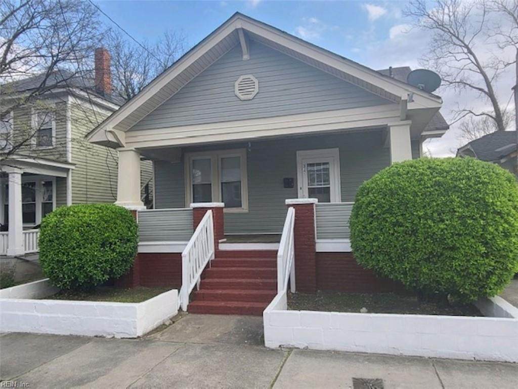 717 35th St - Photo 1