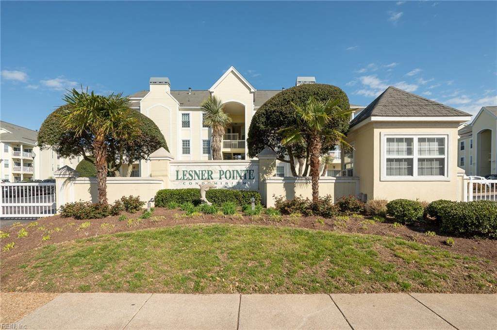 3150 Silver Sands Cir - Photo 1
