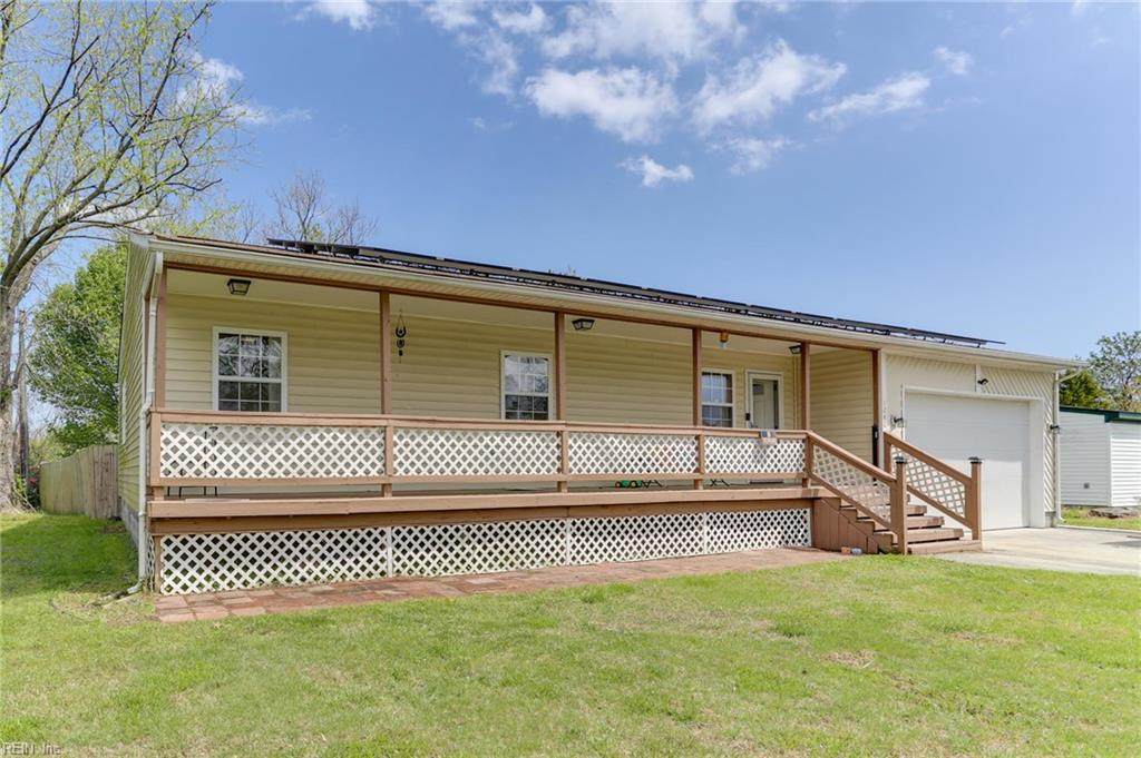 1240 Skylark Dr - Photo 1