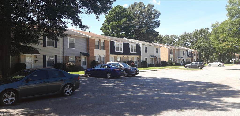 4670 Greenwood Dr - Photo 1