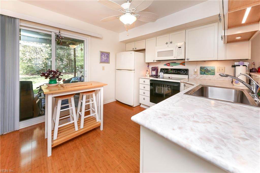 4825 Station House Ln - Photo 1