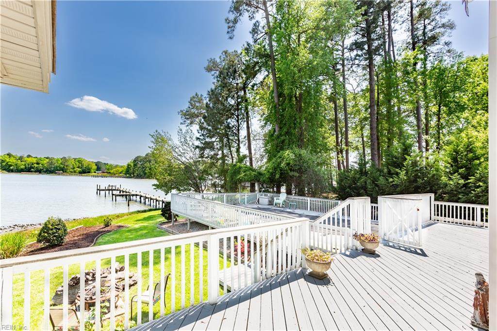 116 Carlton Dr - Photo 1