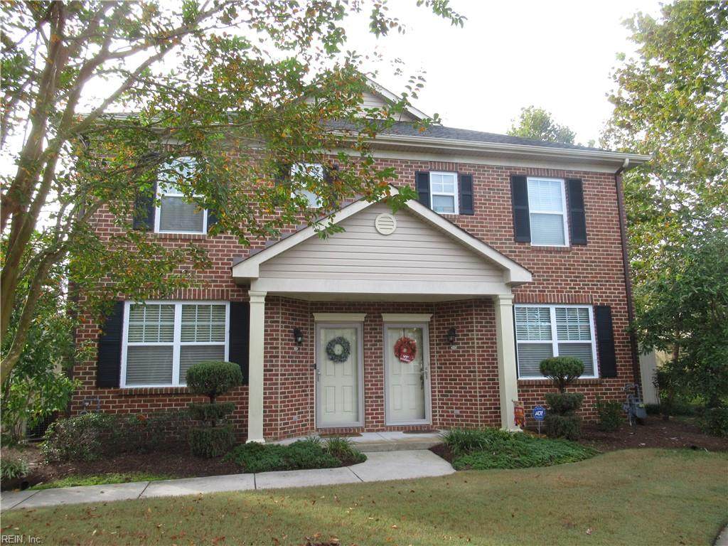 526 Hadleybrook Dr - Photo 1