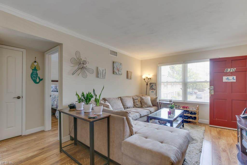 830 Spencer Ct - Photo 1