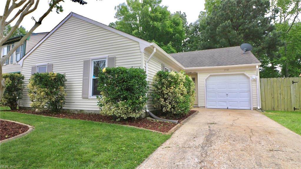 1945 Stillwood Ln - Photo 1