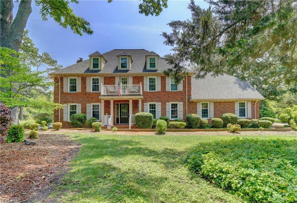 1713 Lovetts Pond Ln - Photo 1