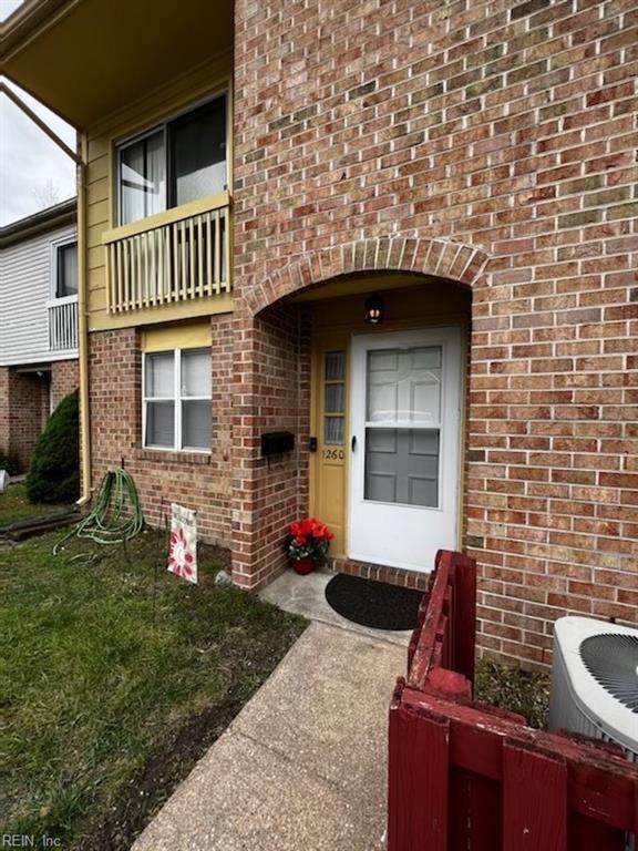 1260 Glyndon Dr - Photo 1