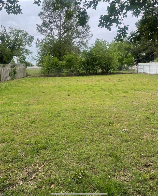1121 Redgate Ave - Photo 1