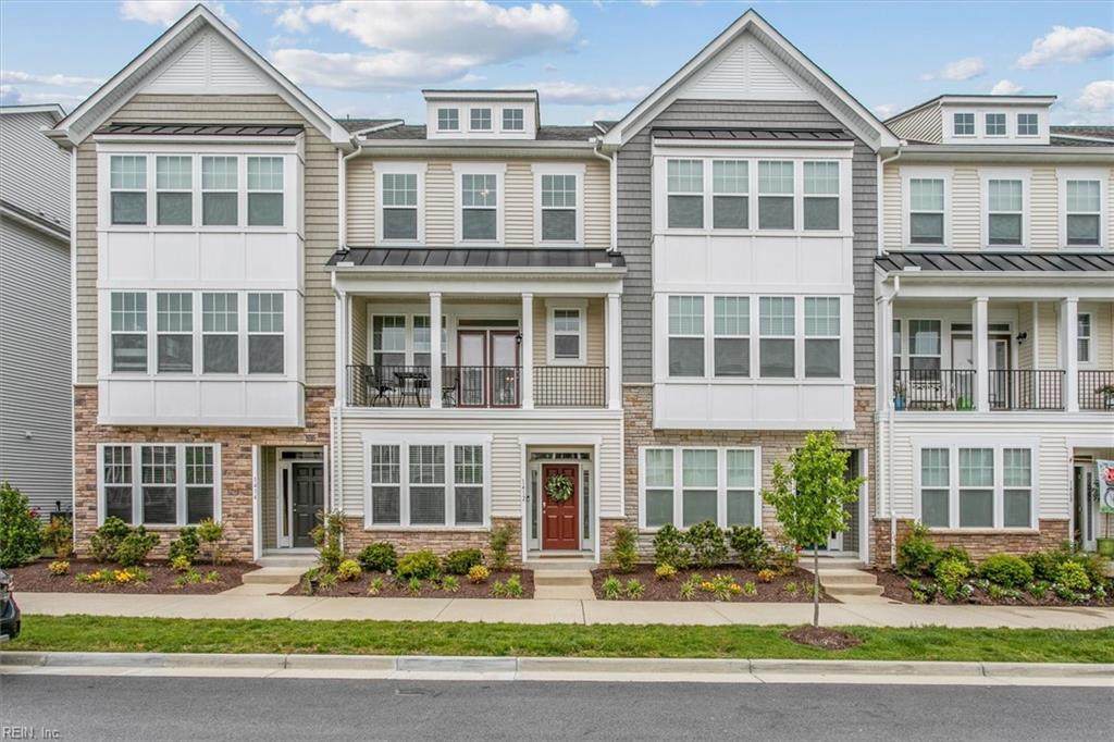 1412 Independence Blvd - Photo 1