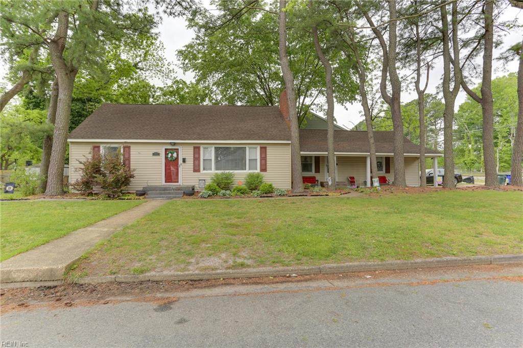 1565 Halstead Ave - Photo 1