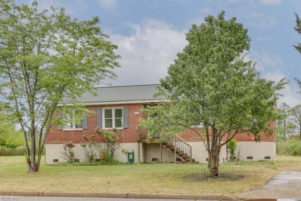 1333 Poquoson Ave - Photo 1