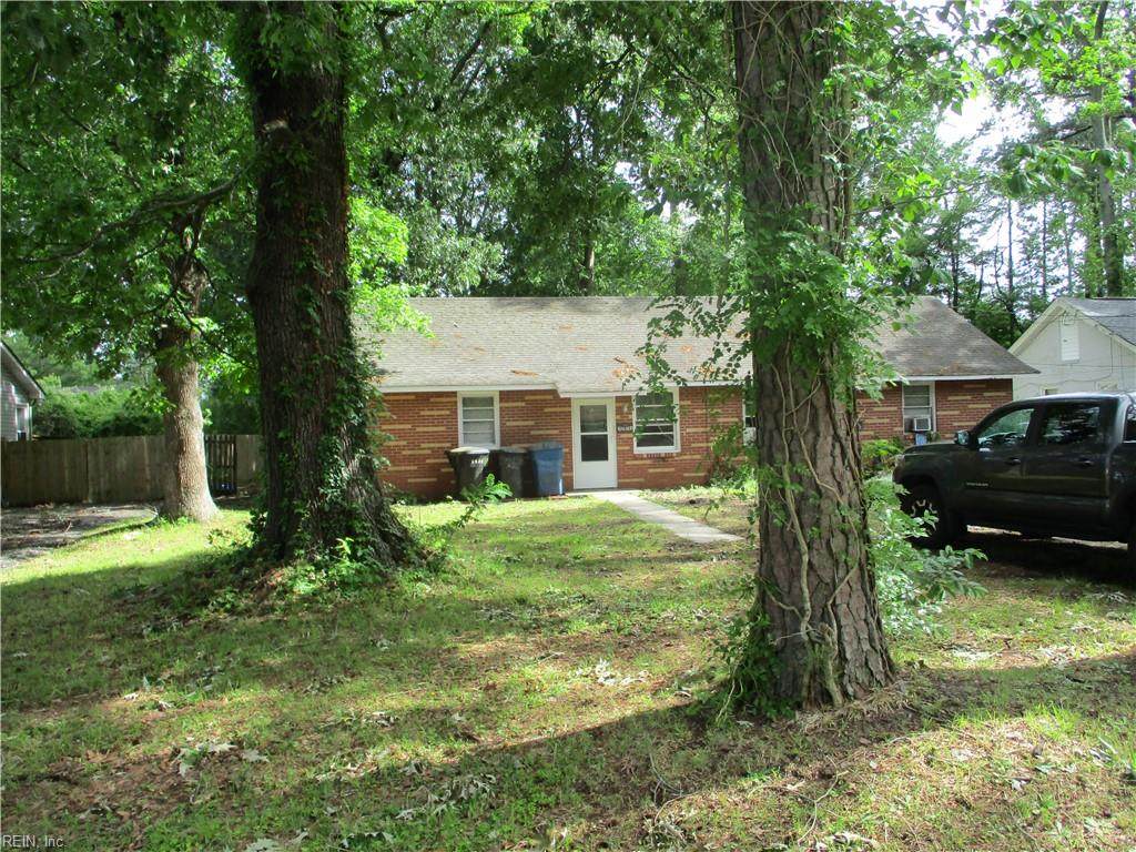 2253 Reuben St - Photo 1