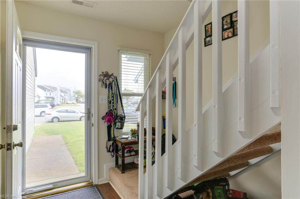 1748 Unicorn Dr - Photo 1