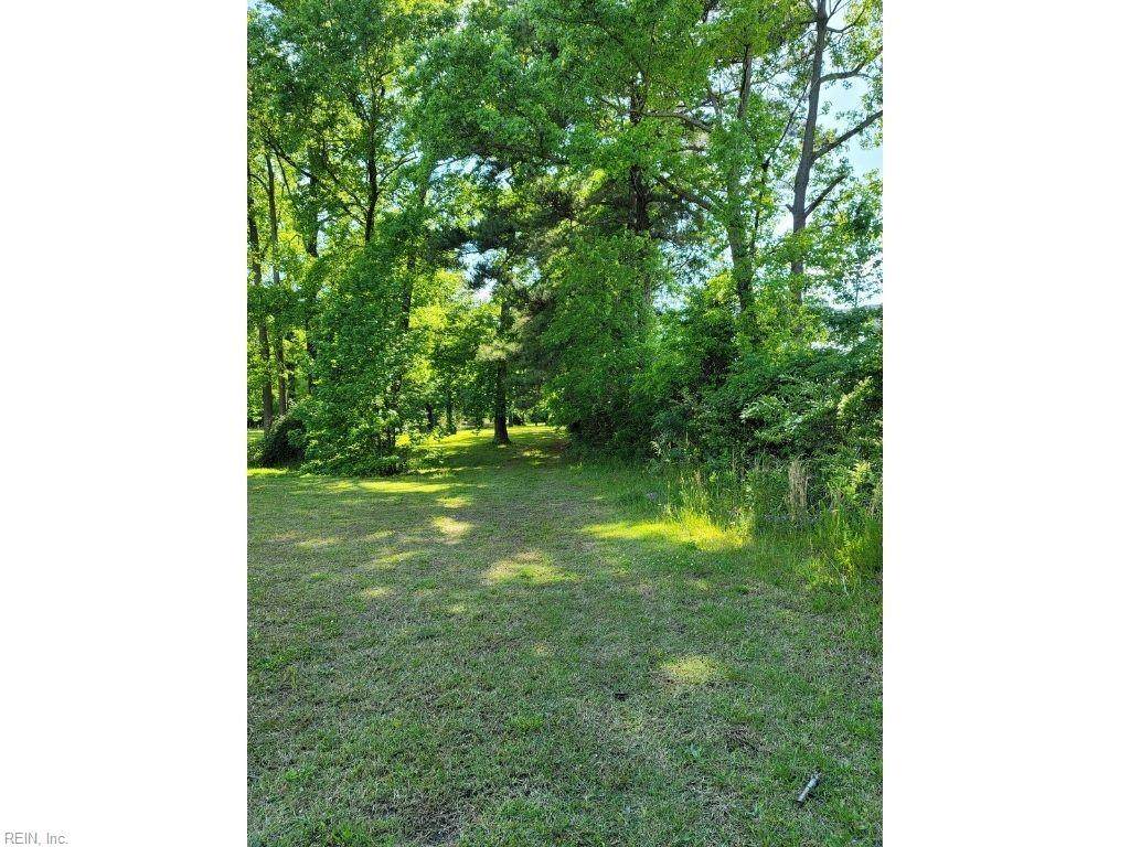 2331 Duke St - Photo 1