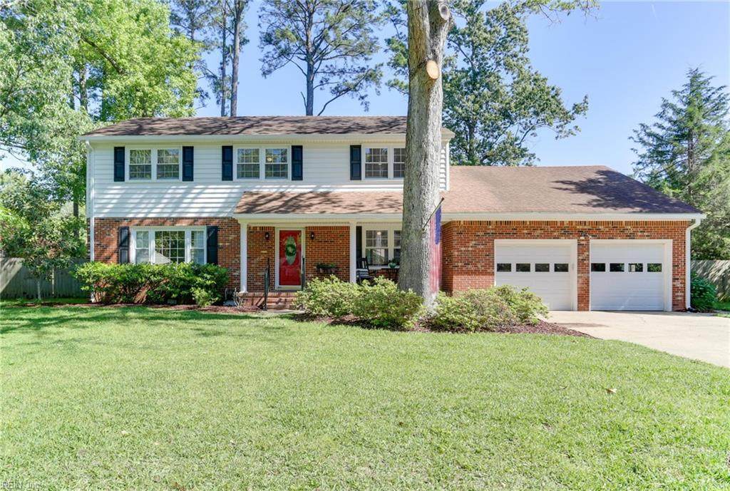 747 Suffolk Ln - Photo 1