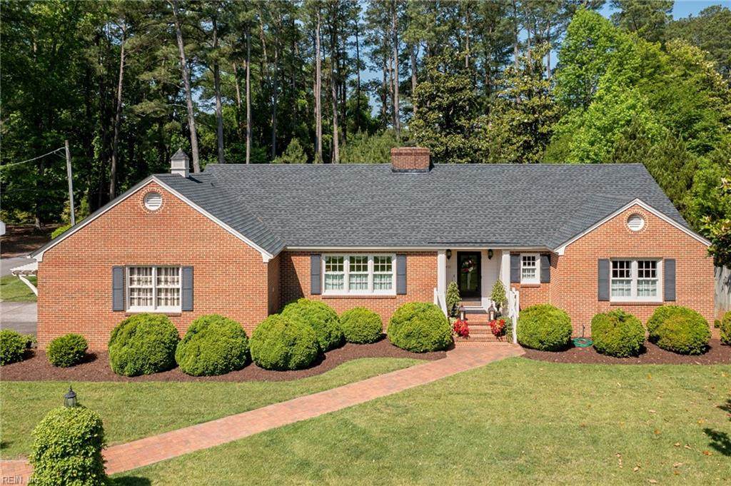 401 College Dr - Photo 1