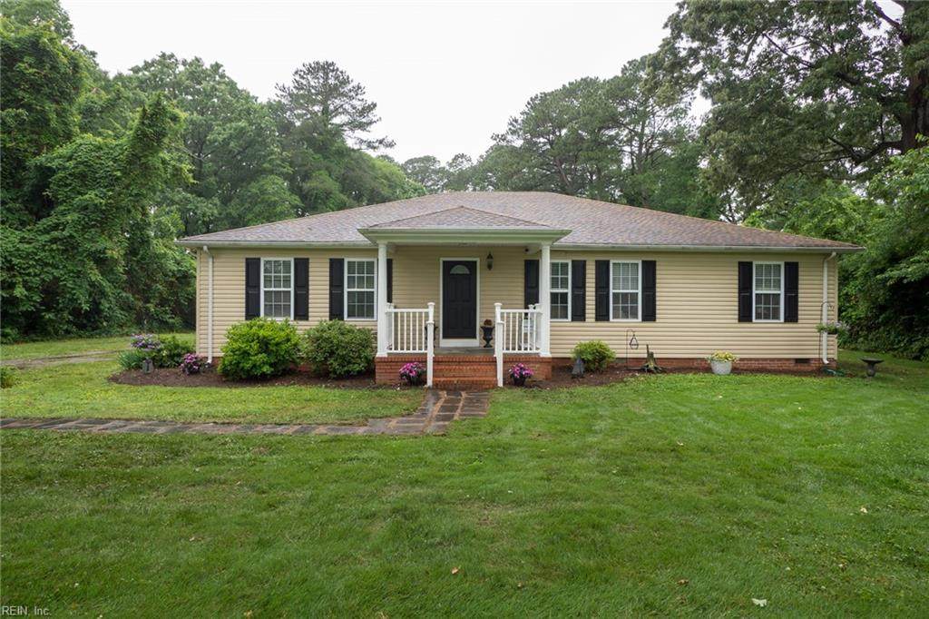 844 Sparrow Rd - Photo 1