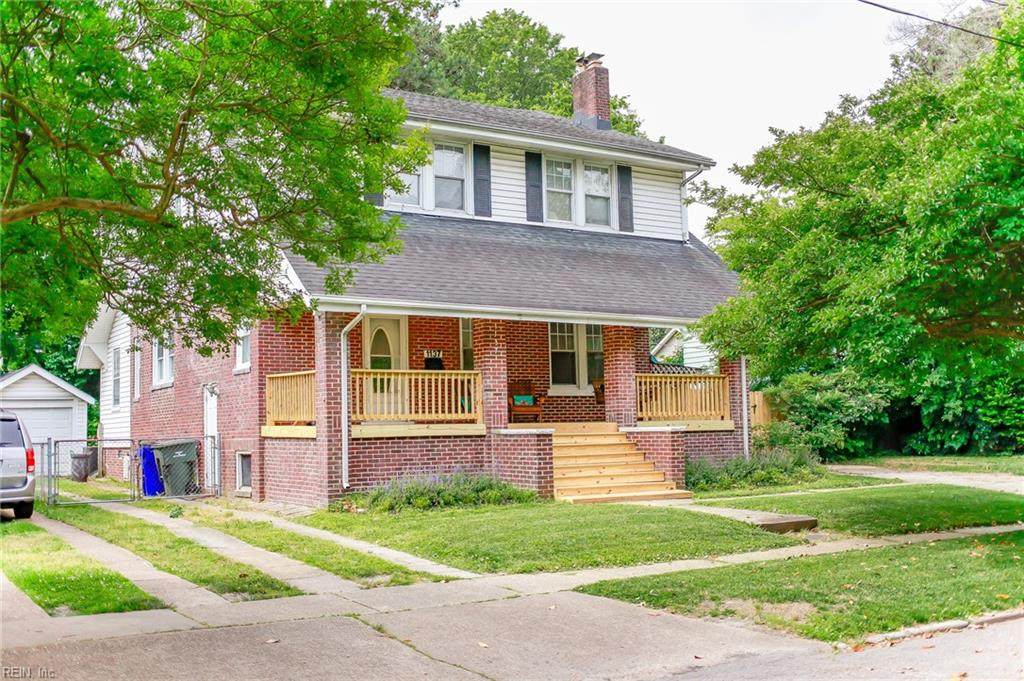 1137 Magnolia Ave - Photo 1