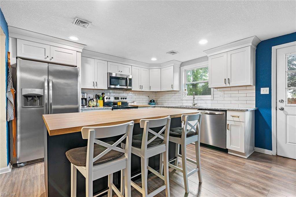 232 Hospital Dr - Photo 1